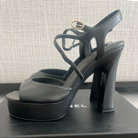 Chanel Platform Black Sandal, size 41 - Picture 7 of 8